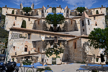 montagnes en pleines formes, 2022, C-Print, 70 x 100 cm